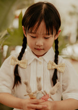 Butter Gingham Piggy Clips
