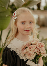Ribbed White Rose Embroidered Clips
