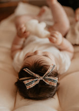 Victorian Rose Striped / Ivory Lace Newborn Gift Set