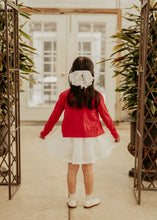 White Lace Clip