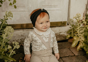 Black Ribbed Turban with Embroidery
