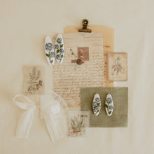 Hydrangea Embroidered Clips