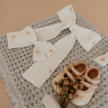 Little Daisy Baby Bow