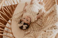 Sheer Organza Bow / Sweet Floral