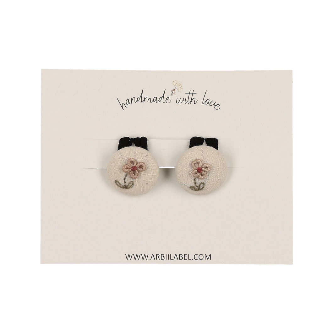 Ivory Embroidered Pony Ties