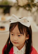 Little Daisy Dolly Bow