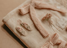 Mini Oval Floral Branch Embroidered Clips