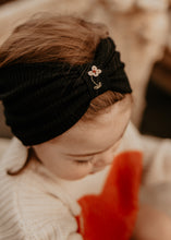 Black Ribbed Turban with Embroidery