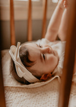 Eggshell Loopy Bow Band