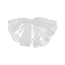 White Lace Clip