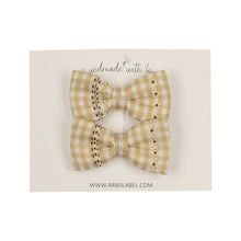 Butter Gingham Piggy Clips